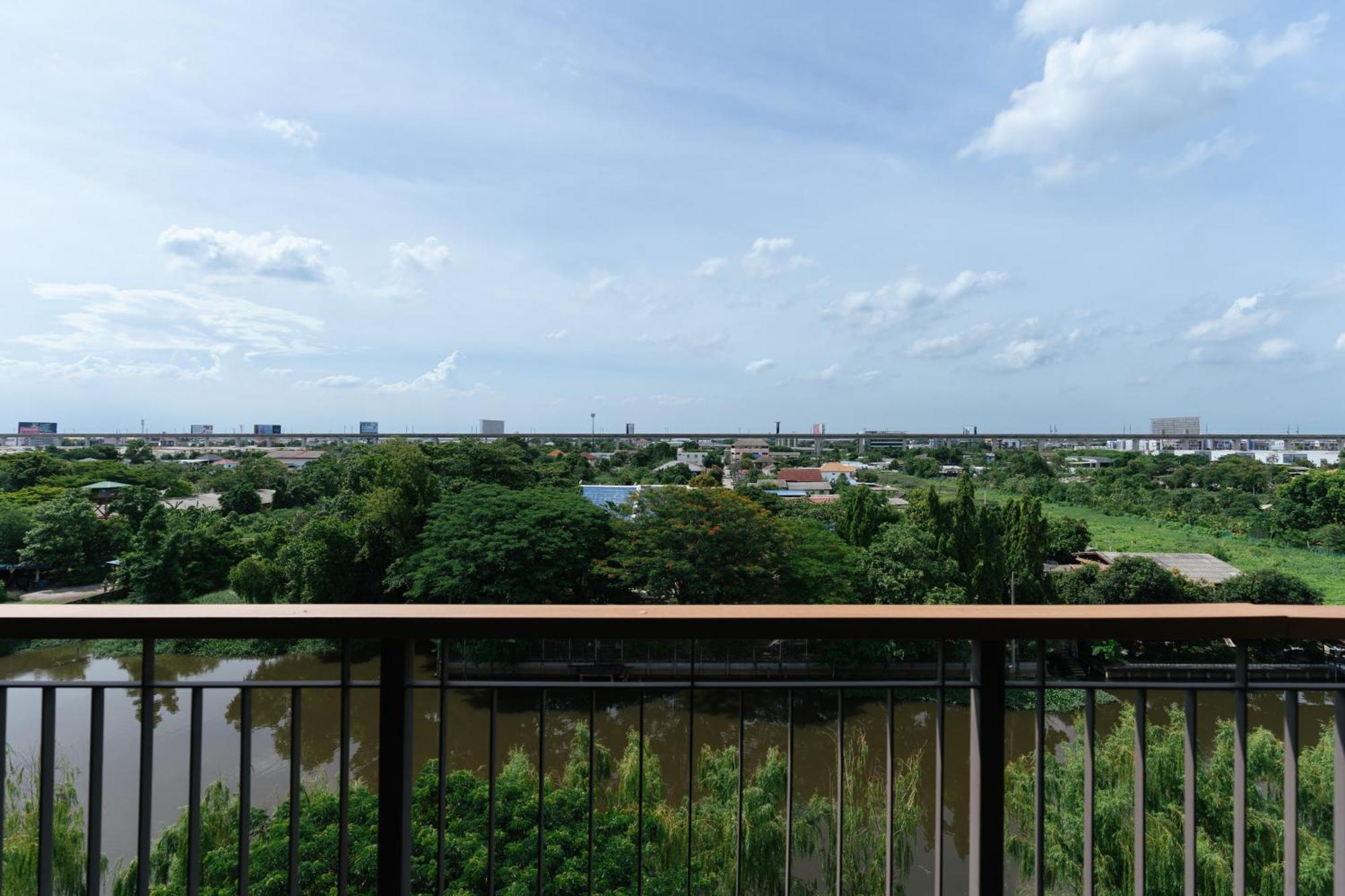 Courtyard By Marriott Bangkok Suvarnabhumi Airport Exteriér fotografie