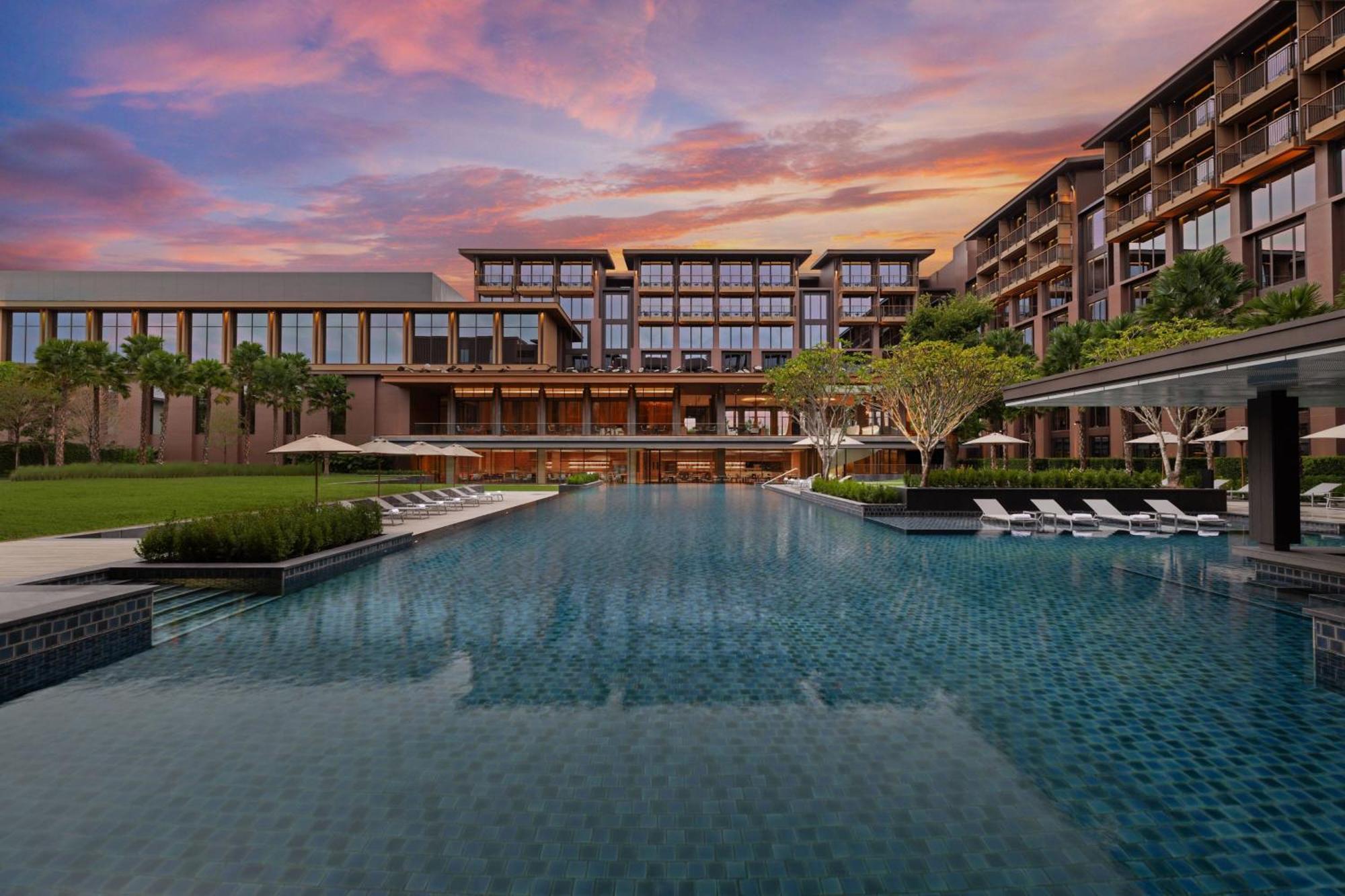 Courtyard By Marriott Bangkok Suvarnabhumi Airport Exteriér fotografie